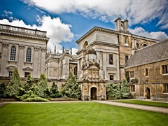 2016英国留学押金须知 28所需要提交押金名校一览
