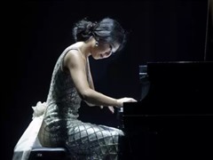 6岁出国23岁成为第一位亚裔美国小姐 这位来自北京的姑娘的励志故事真相是？